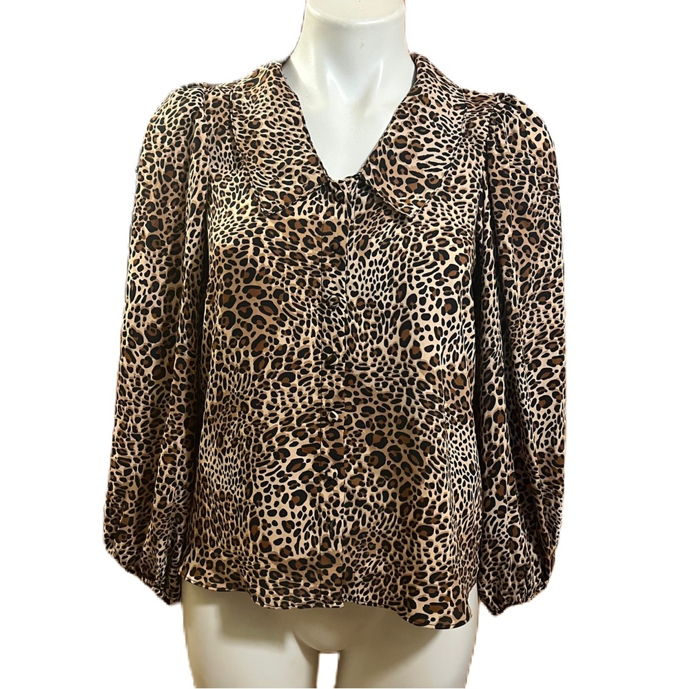 CeCe Cheetah Print button-up Collared Blouse in Brown and Black